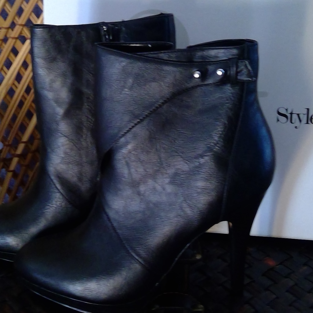 Black High Heel Boots